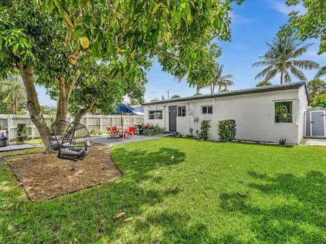 5365 N Andrews Avenue Oakland Park FL 33309