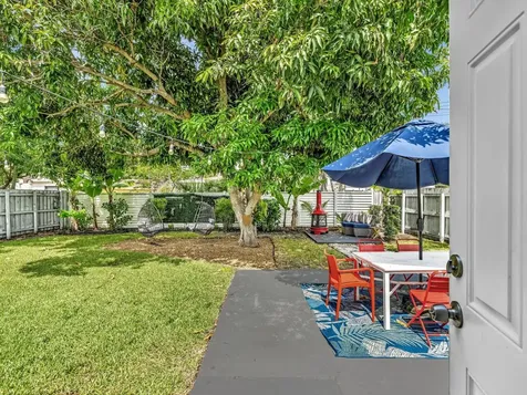 5365 N Andrews Avenue Oakland Park FL 33309