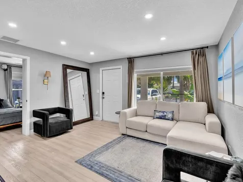 5365 N Andrews Avenue Oakland Park FL 33309