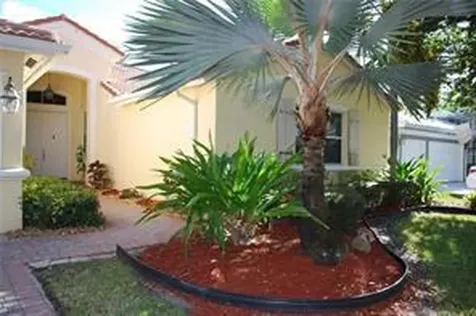 8192 NW 42nd Street Coral Springs FL 33065