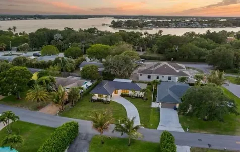 128 W Norfolk Road Jupiter FL 33469