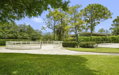 2740 Buck Ridge Trail Loxahatchee FL 33470