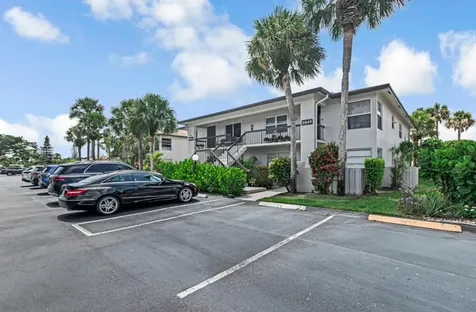 5844 Areca Palm Court Delray Beach FL 33484