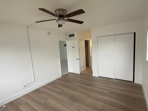 460 Paradise Isle Boulevard Hallandale Beach FL 33009