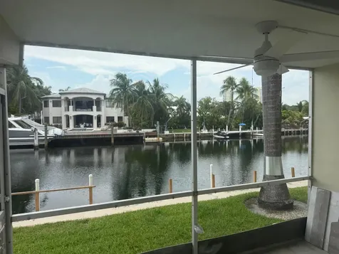 460 Paradise Isle Boulevard Hallandale Beach FL 33009