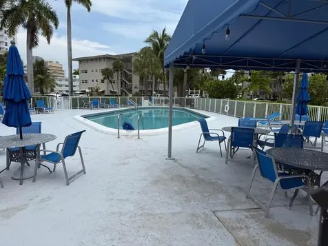 460 Paradise Isle Boulevard Hallandale Beach FL 33009