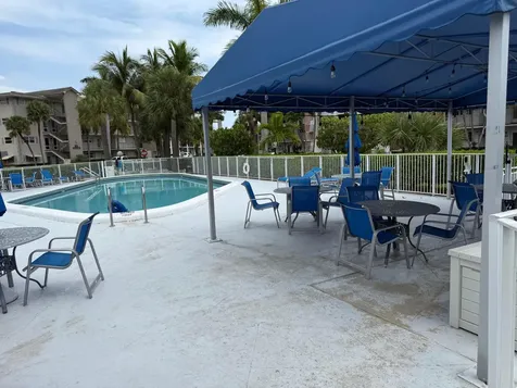 460 Paradise Isle Boulevard Hallandale Beach FL 33009
