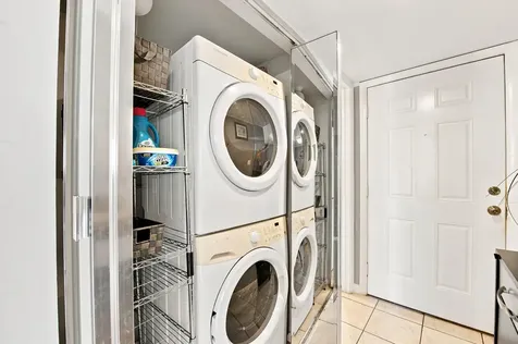 226 Capri E Delray Beach FL 33484