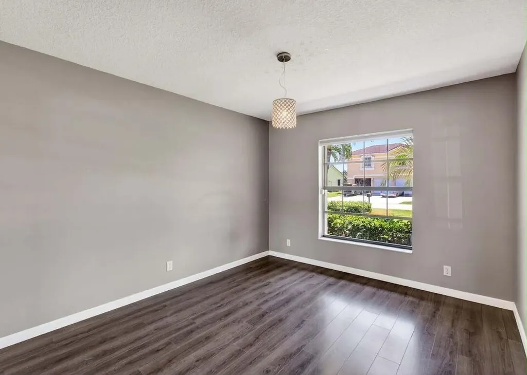 17634 Lake Park Road Boca Raton FL 33487