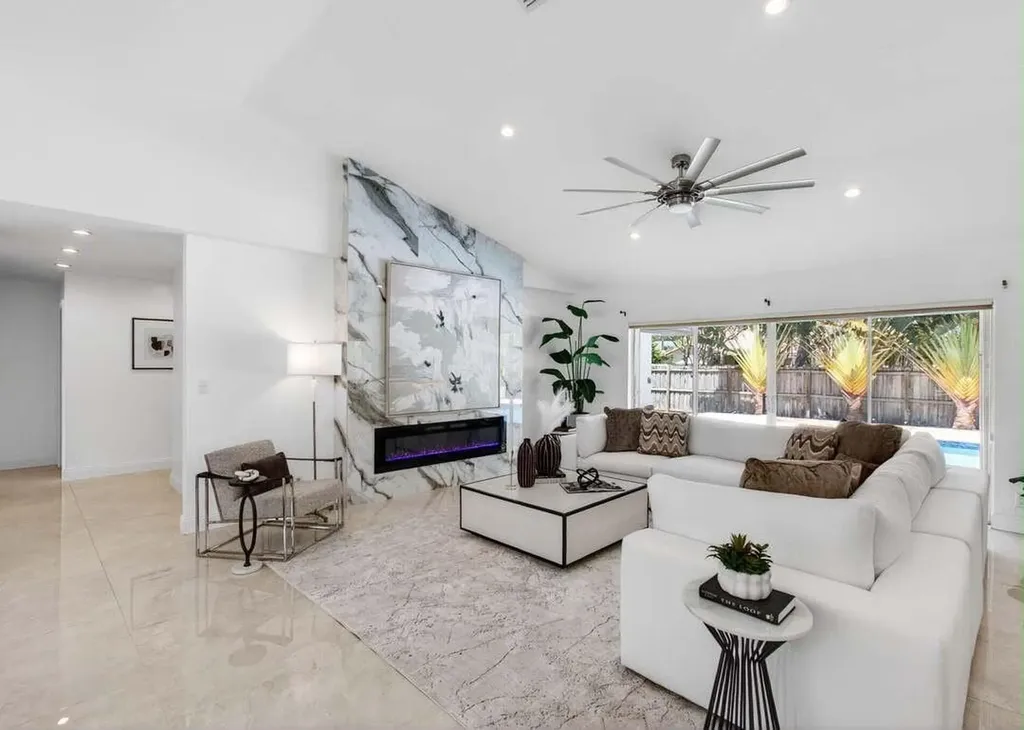 17634 Lake Park Road Boca Raton FL 33487