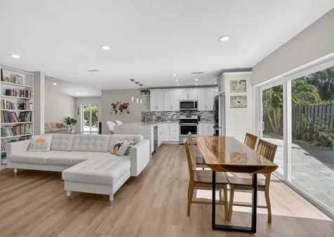 17634 Lake Park Road Boca Raton FL 33487