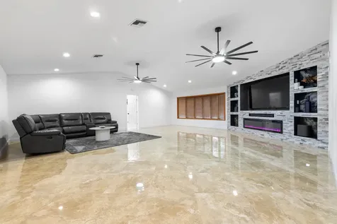 3504 Fontaneda Avenue Fort Pierce FL 34947