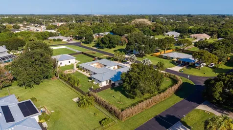3504 Fontaneda Avenue Fort Pierce FL 34947