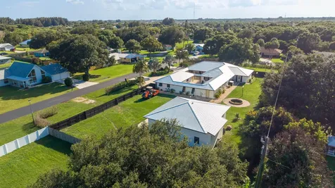 3504 Fontaneda Avenue Fort Pierce FL 34947