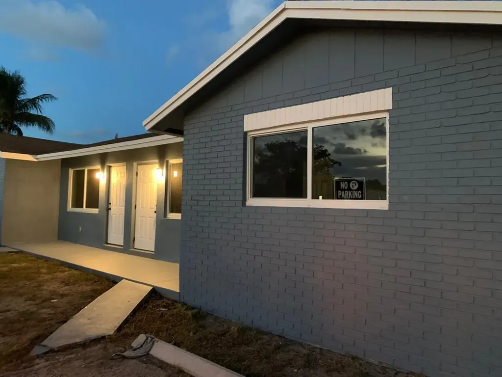 2846 N North Dixie Highway Boca Raton FL 33431