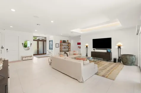 2517 NE 13th Street Fort Lauderdale FL 33304