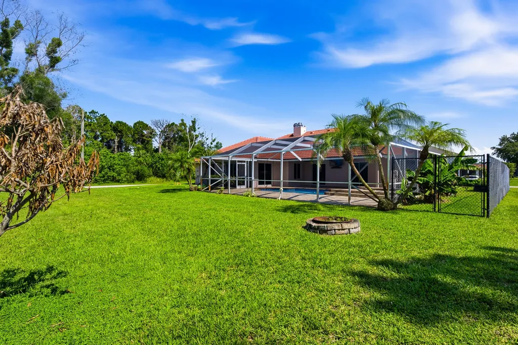 5476 NW Boydga Avenue Port St Lucie FL 34986