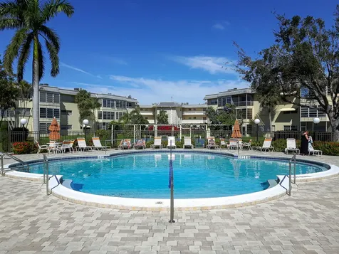 4321 NW 16th Street Lauderhill FL 33313