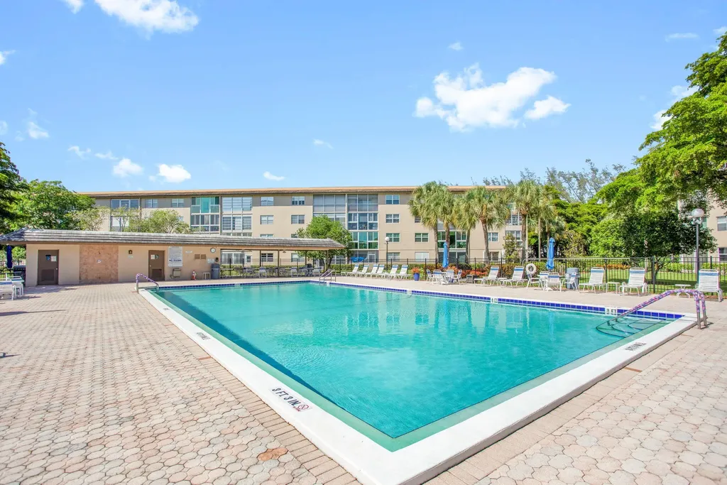 1703 Andros Isle Coconut Creek FL 33066