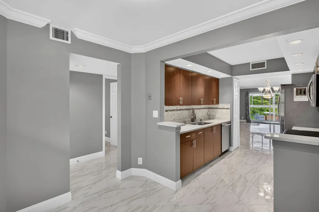 1703 Andros Isle Coconut Creek FL 33066
