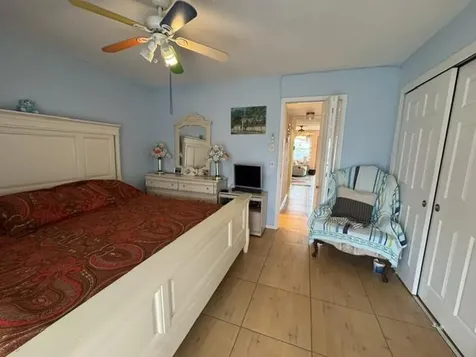 39 Dorchester B West Palm Beach FL 33417