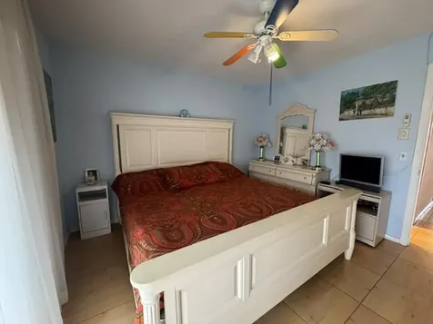 39 Dorchester B West Palm Beach FL 33417