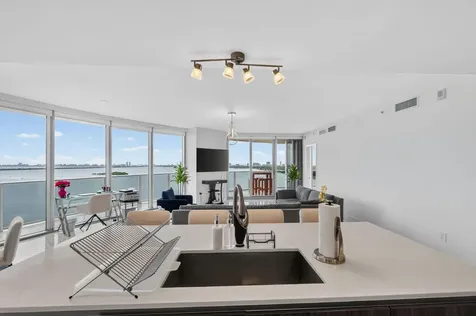 488 NE 18th Street Miami FL 33132