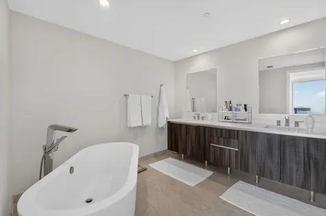 488 NE 18th Street Miami FL 33132