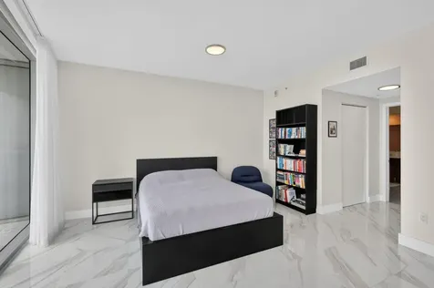 488 NE 18th Street Miami FL 33132