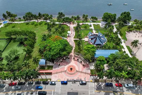488 NE 18th Street Miami FL 33132