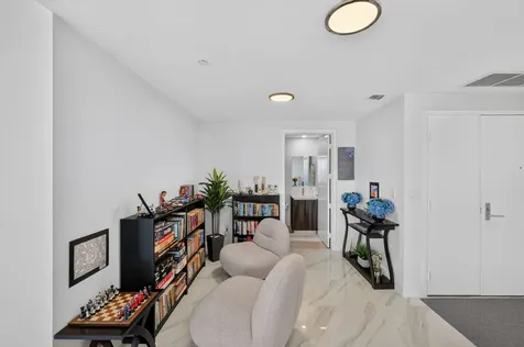 488 NE 18th Street Miami FL 33132