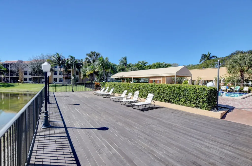 6048 Coral Lake Drive Margate FL 33063