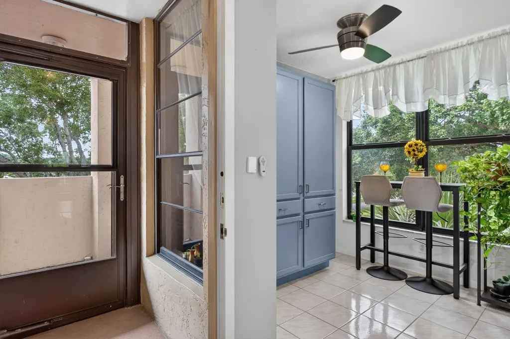 6048 Coral Lake Drive Margate FL 33063