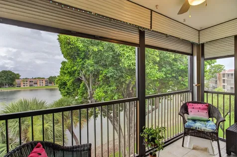 6048 Coral Lake Drive Margate FL 33063