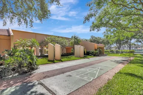 6048 Coral Lake Drive Margate FL 33063