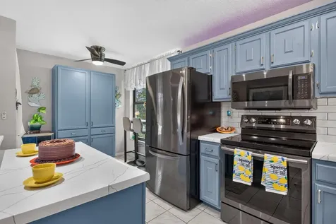 6048 Coral Lake Drive Margate FL 33063