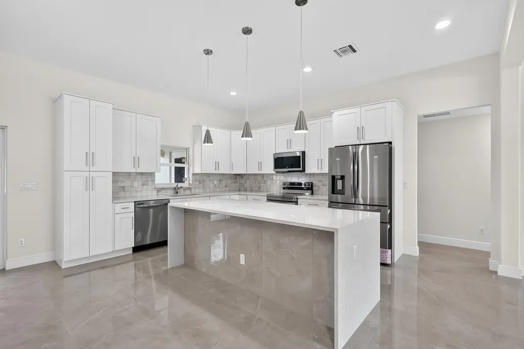 655 SW Seagull Terrace Port St Lucie FL 34953