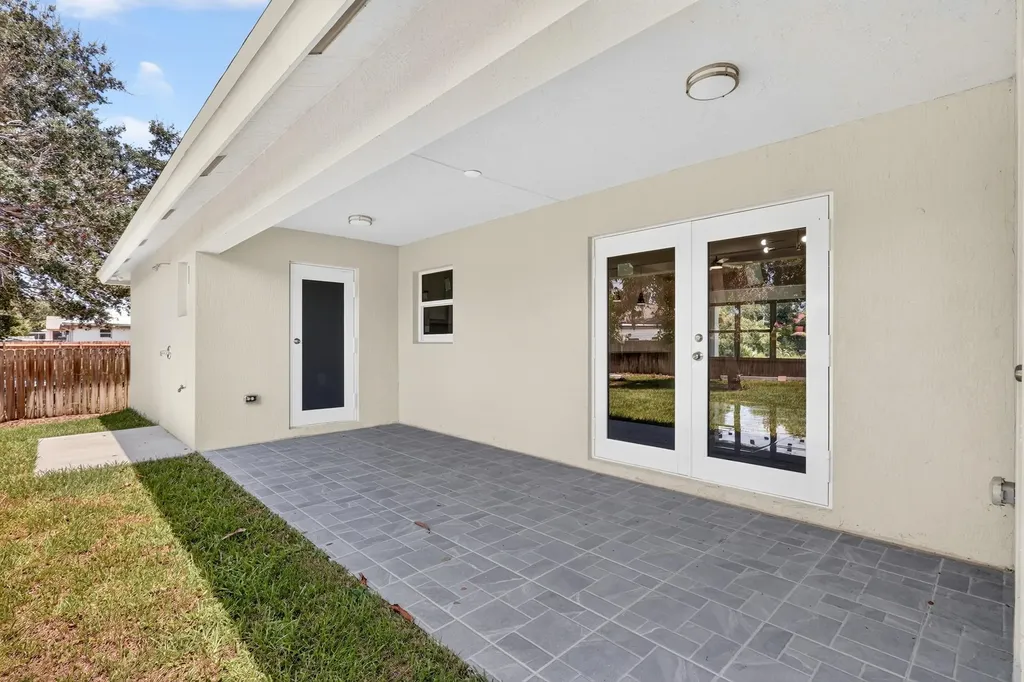 655 SW Seagull Terrace Port St Lucie FL 34953