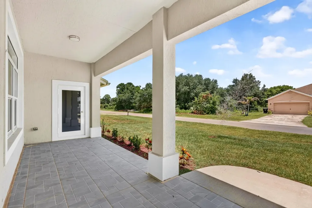655 SW Seagull Terrace Port St Lucie FL 34953