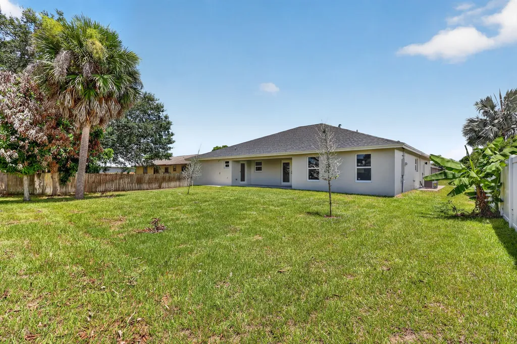 655 SW Seagull Terrace Port St Lucie FL 34953