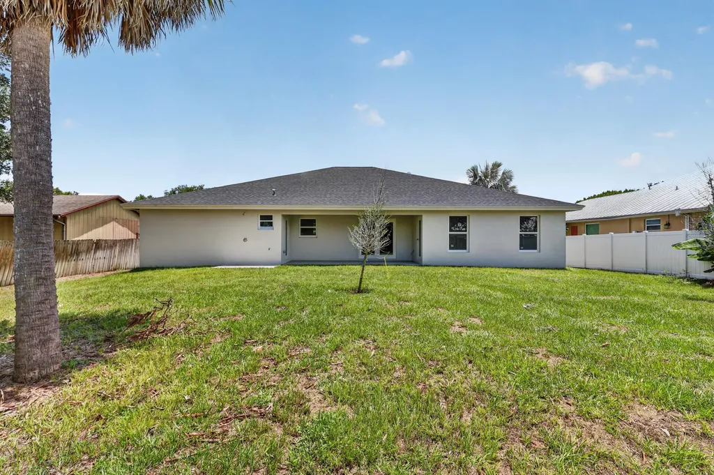 655 SW Seagull Terrace Port St Lucie FL 34953