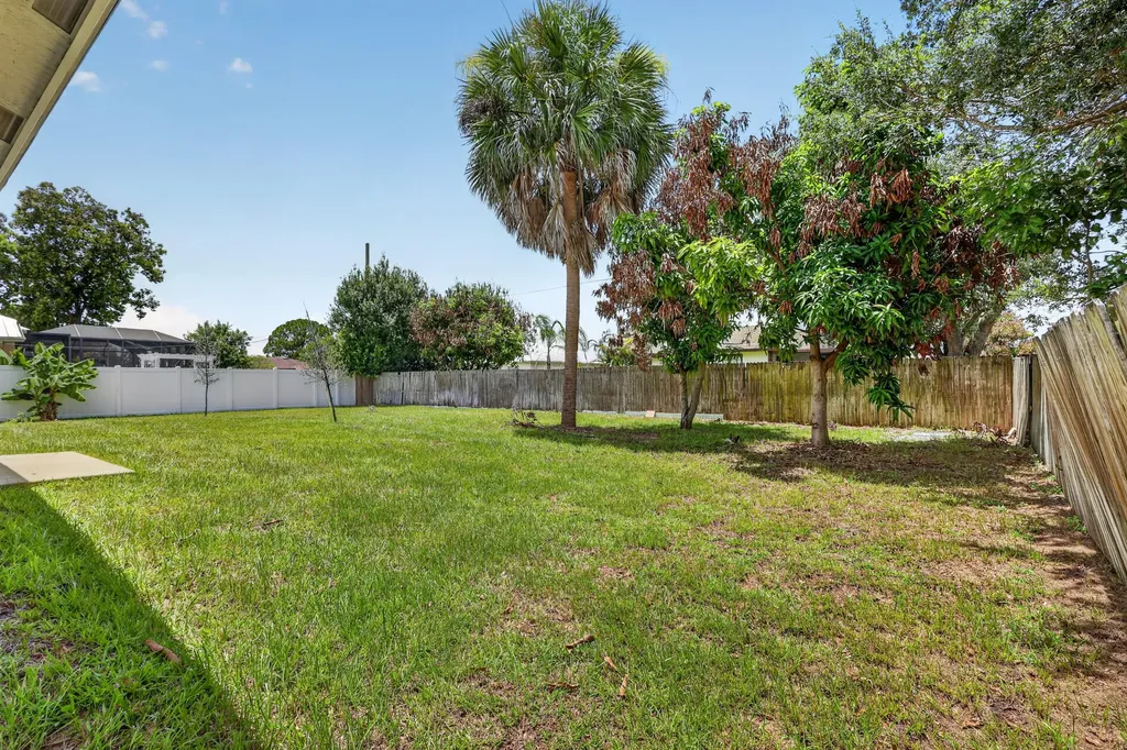 655 SW Seagull Terrace Port St Lucie FL 34953