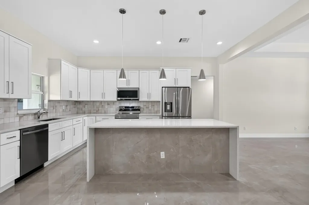 655 SW Seagull Terrace Port St Lucie FL 34953