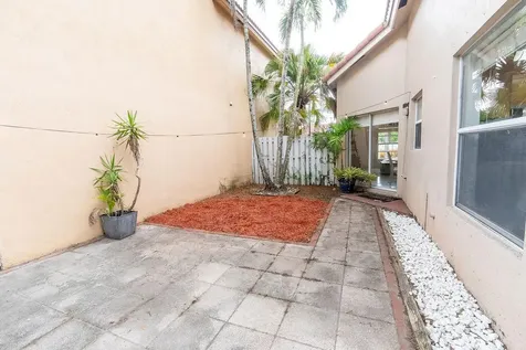 1284 NW 125th Terrace Sunrise FL 33323