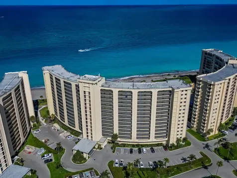 200 Ocean Trail Way Jupiter FL 33477