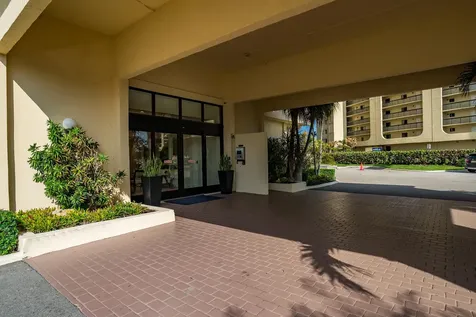 200 Ocean Trail Way Jupiter FL 33477