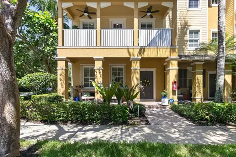 128 W Royal Palm Circle Jupiter FL 33458