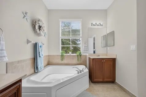 128 W Royal Palm Circle Jupiter FL 33458