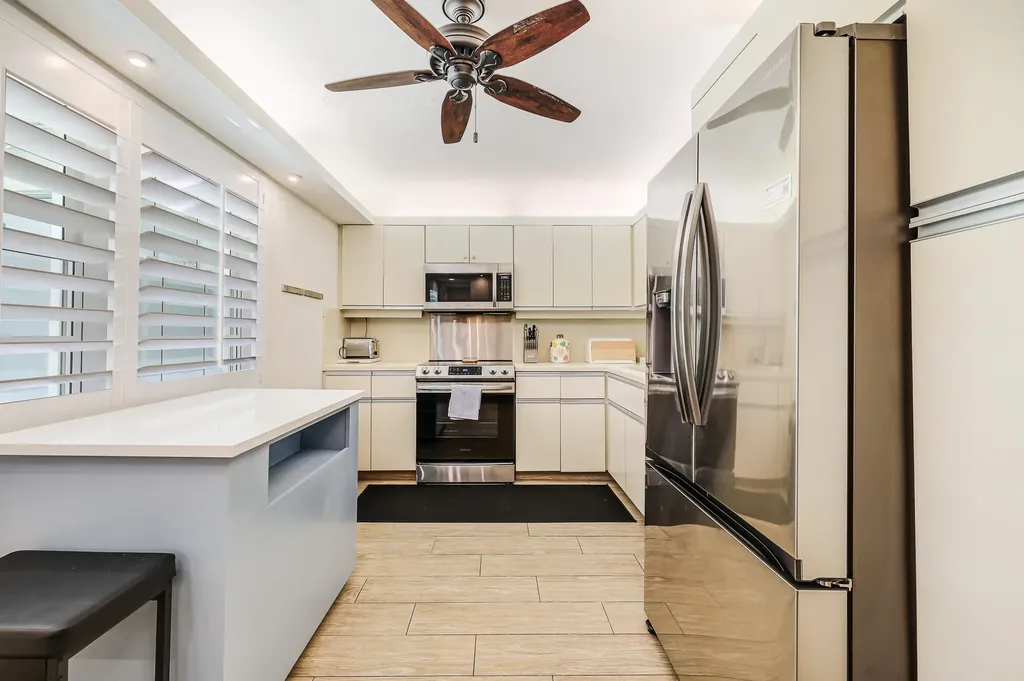 933 Cypress Grove Drive Pompano Beach FL 33069