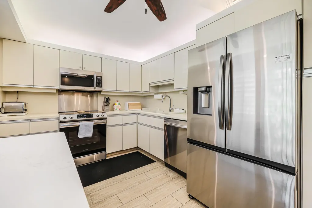933 Cypress Grove Drive Pompano Beach FL 33069